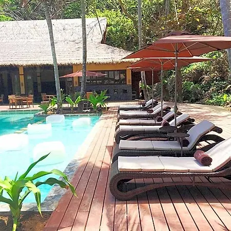 Cauayan Boutique Private Island-3